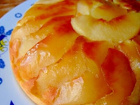 炊飯器で失敗なし！りんごのアップサイドダウンケーキ